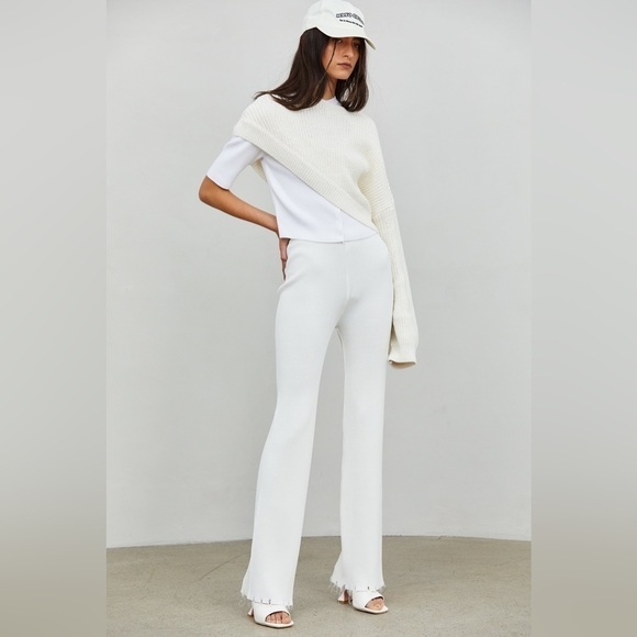 Asymmetrical Sweater Money Packing Diagonal One Sleeve Knit Sweater Cream - Picture 14 of 14